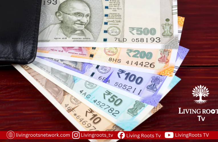 Indian Rupee Hits Record Low, Falls to Rs 92.35 Against US Dollar